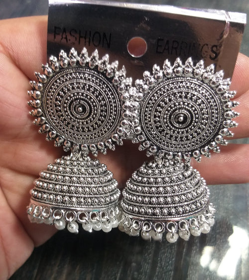 EARING