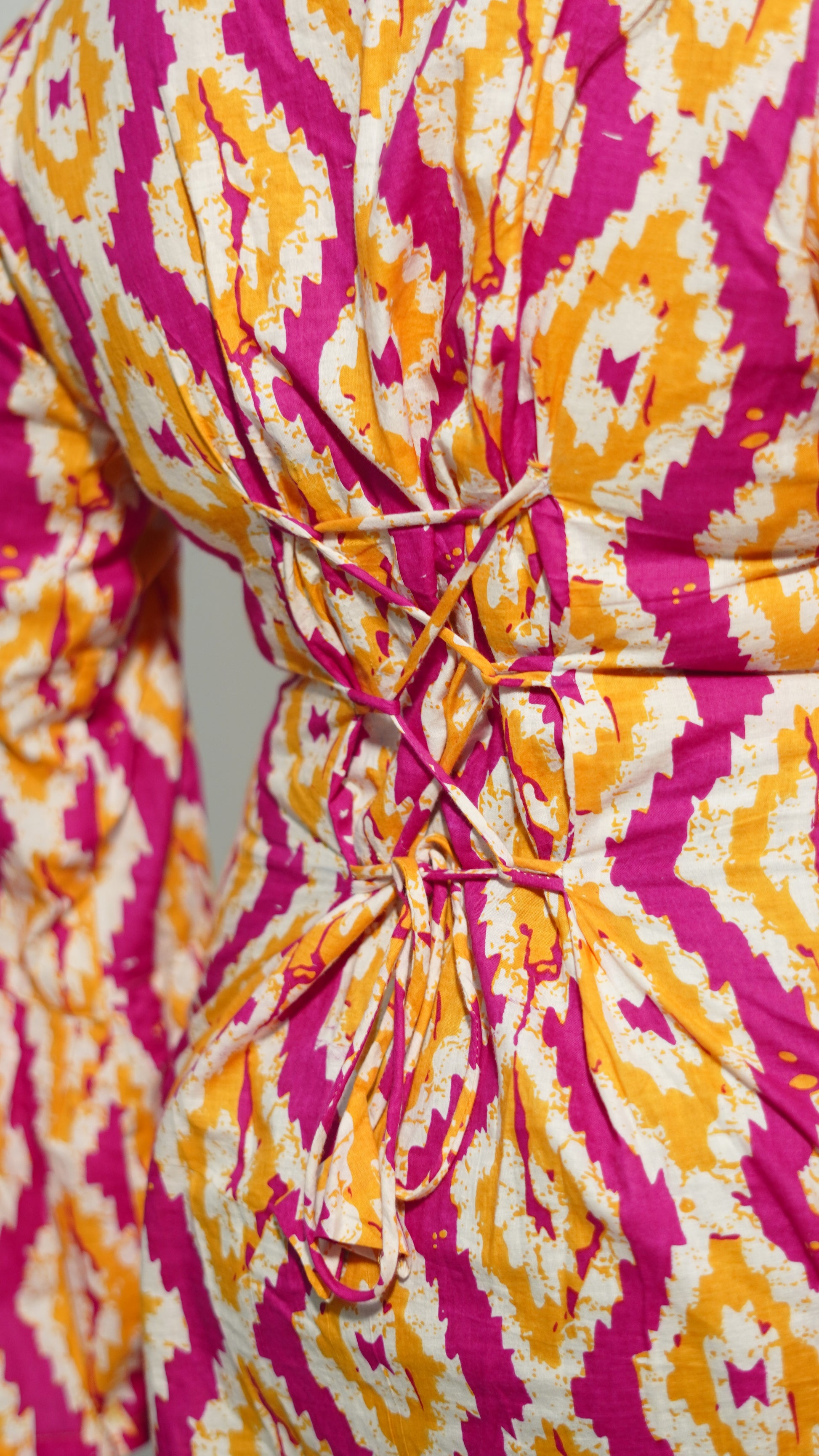 Phool - Floral short kurti for women