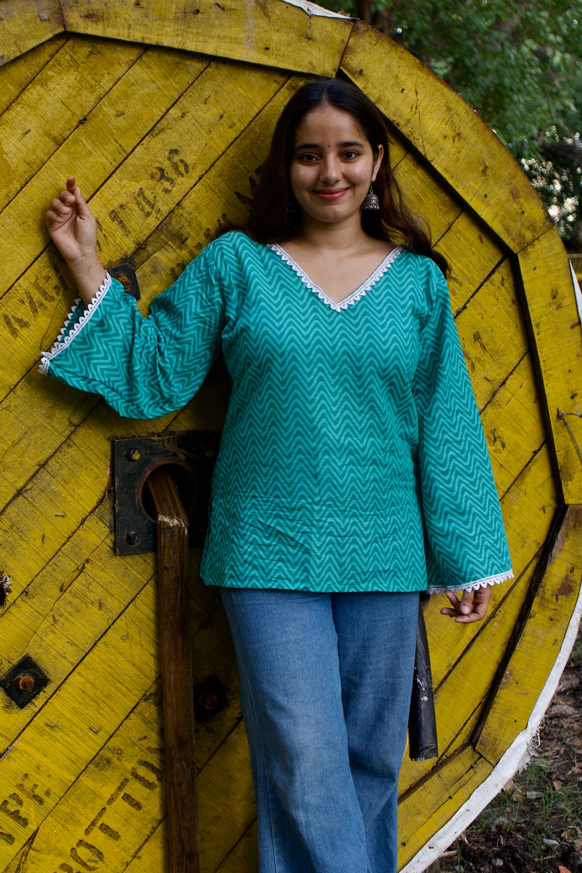 Reva – Floral Sleeves, Flowy Vibes
